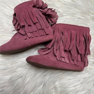 Fringe Boots Monkey feet dusty rose/pink size 2/3 yrs